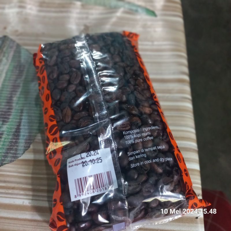 

biji kopi hitam