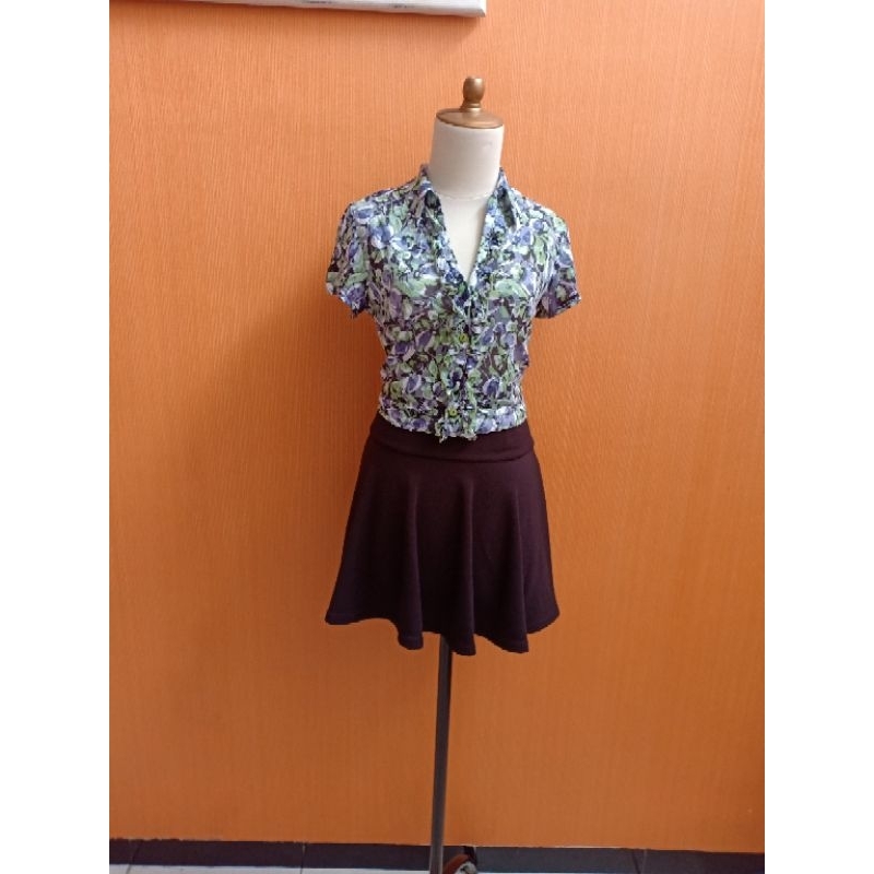 atasan kemeja wanita motif bunga hijau biru PERUNA cewek M&S lengan pendek MEWAH vneck MARKS & SPENC