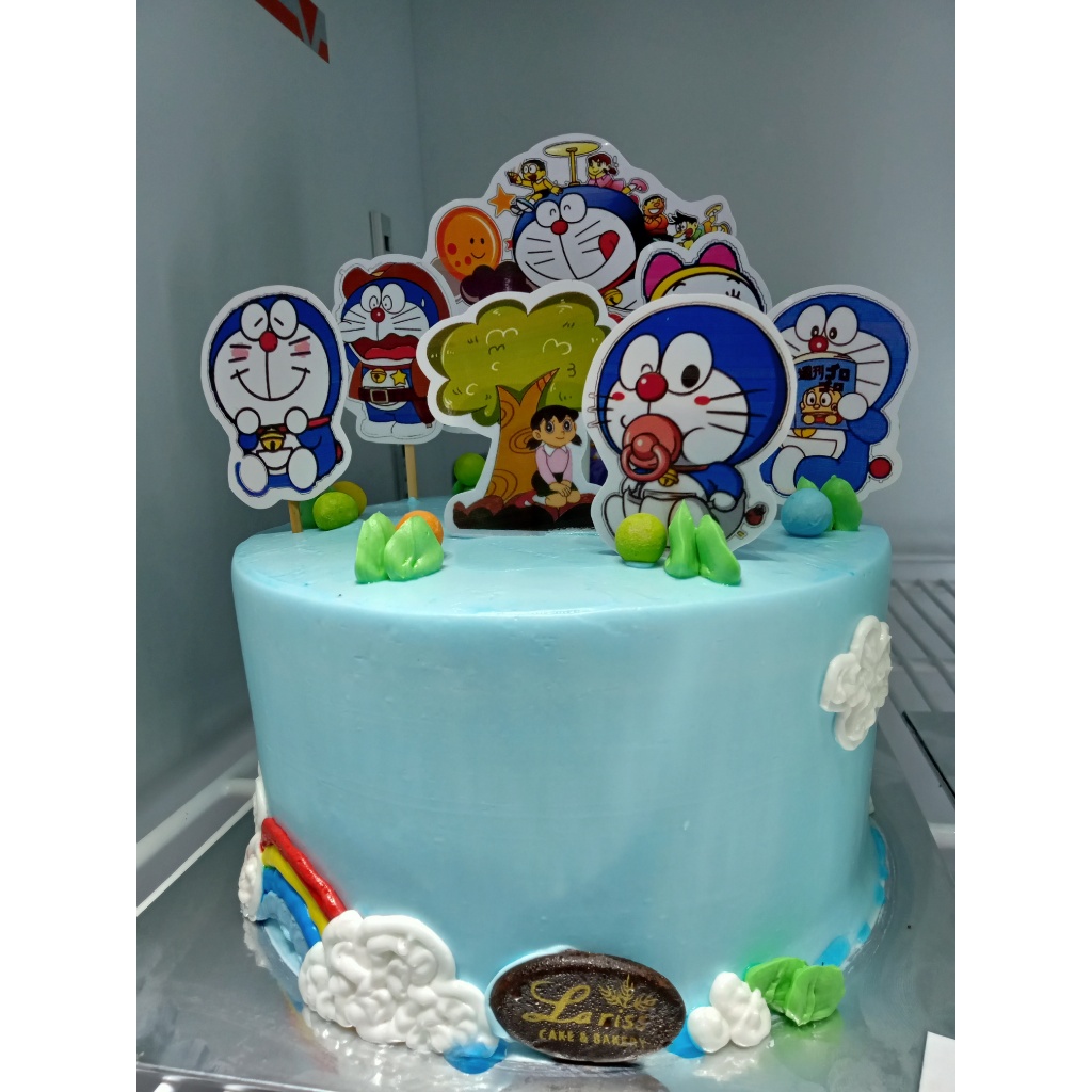 Kue ulang tahun karakter Doraemon-Kue ultah blackforest-Cake Ultah Doraemon