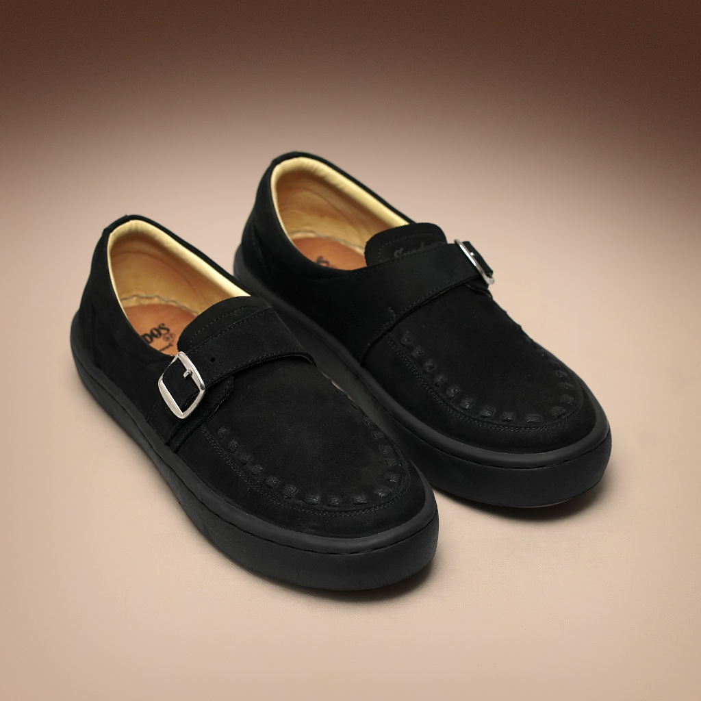 Sepatu Sneakers Kulit Pria Exodos57 - Pamona Black