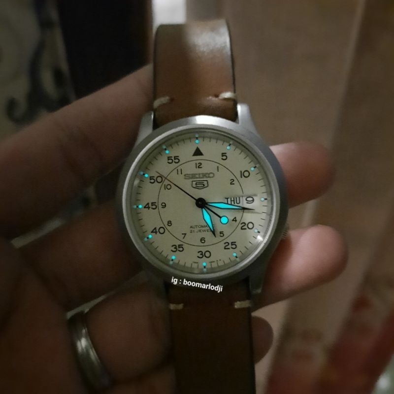 Seiko 5 Military SNK803K2 / SNK803K1 Cream Dial SNK803 Not SNK809