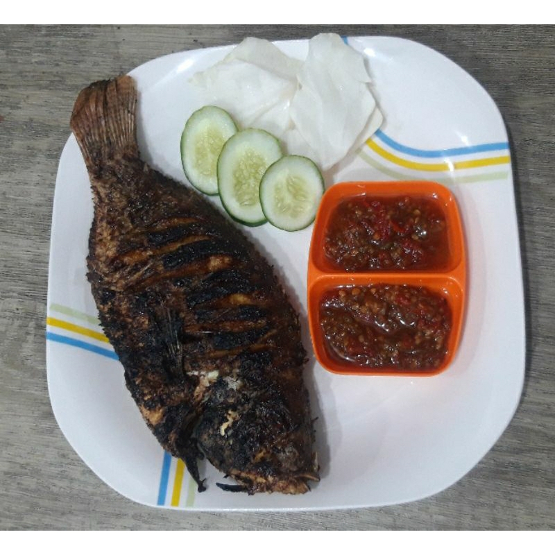 

Ikan Bakar By Dapoer Mazykan