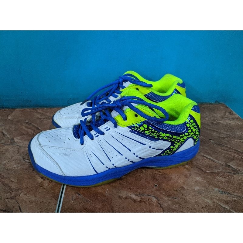 Sepatu Kawasaki K-061D