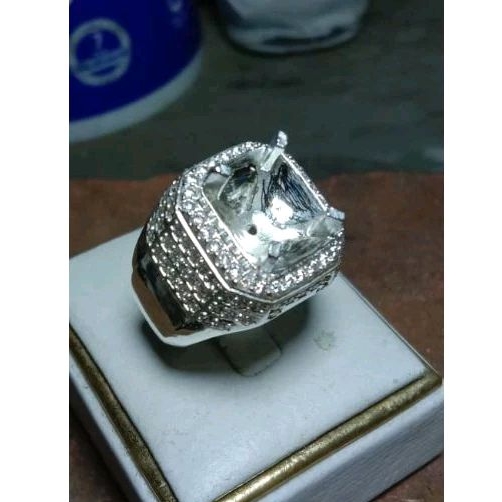 Ring perak elegant mewah