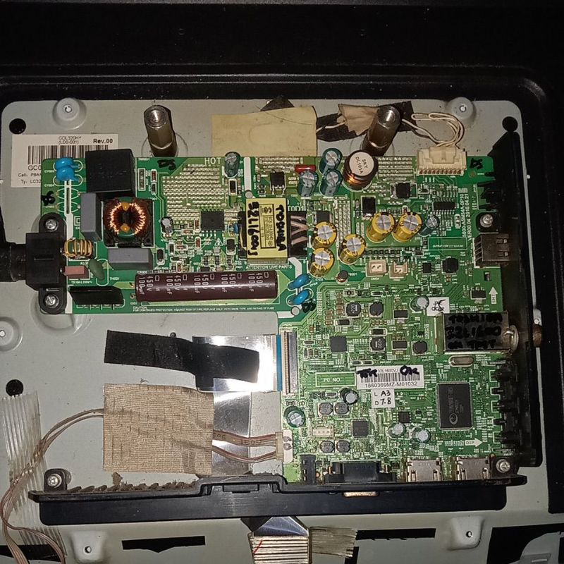 Mainboard_Toshiba_32L1600VJ