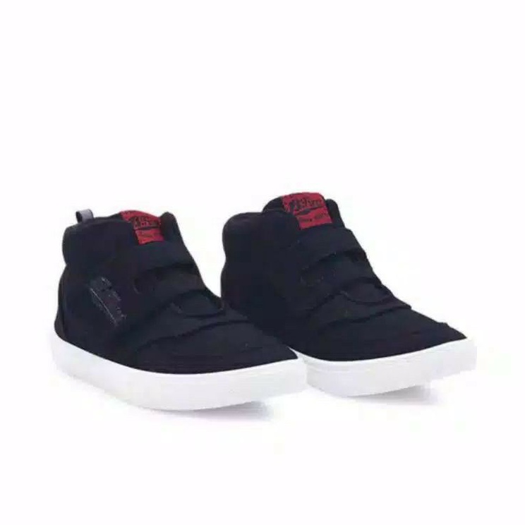 Diskon sd 5  Sepatu Sekolah Anak Vampe Black Bfirst by Bata 3896664