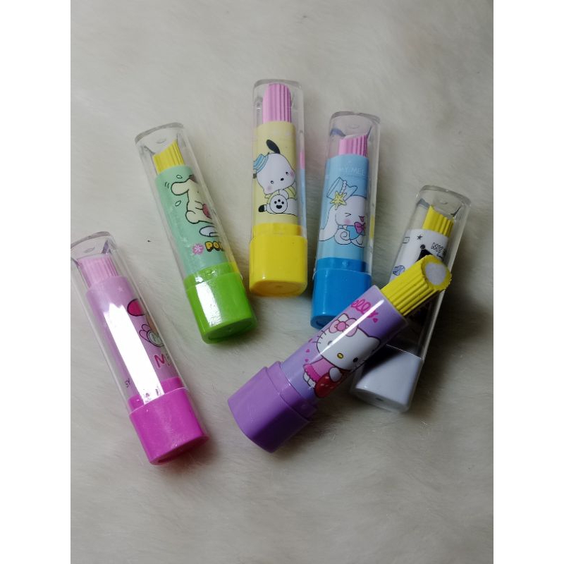 

Penghapus bentuk lipstik karakter
