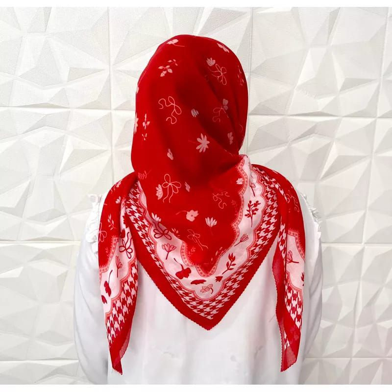 Hijab Segi Empat Motif Merah Putih Bunga Bahan Voal Premium/Kerudung Jilbab Segi 4