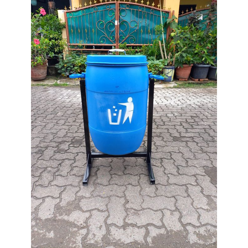 Tong sampah plastik gantung 50 liter