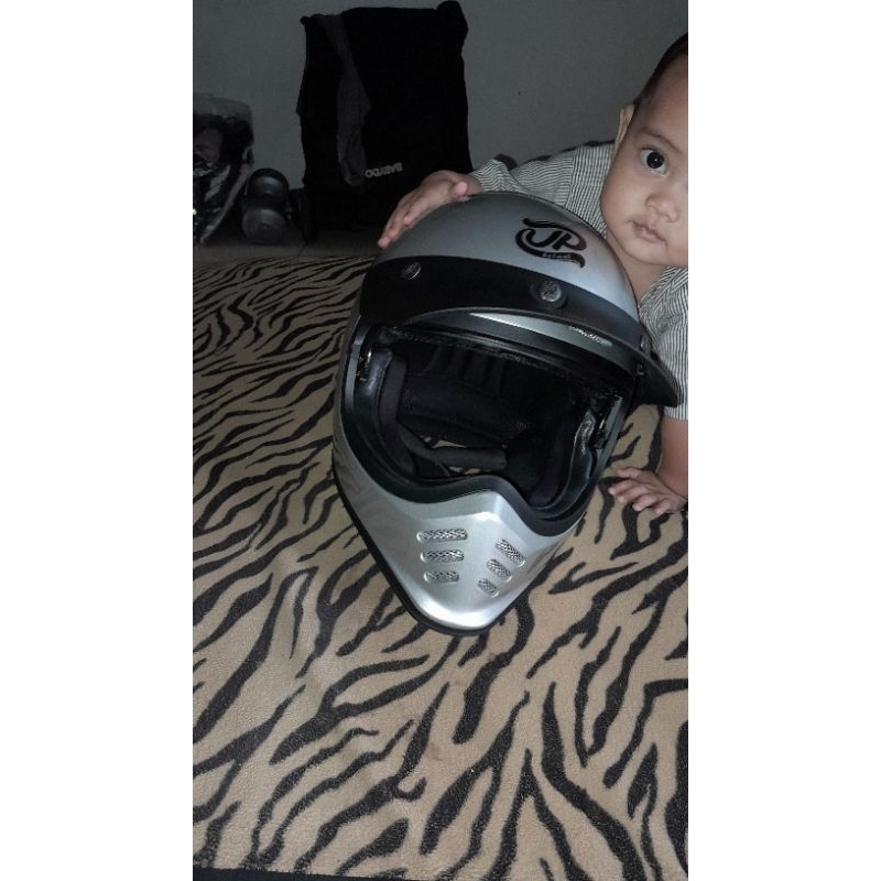 PRELOVED Helm cakil JPX JP retro signature polos solid SILVER LB