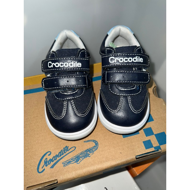 Sepatu Crocodile Kids