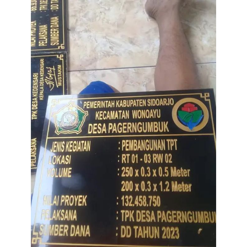 

papan nama 40*35