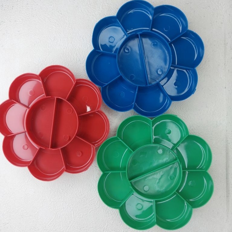 

KODE D96E Palet cat air plastik murah 1 lusin