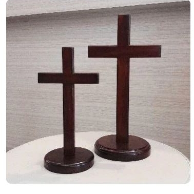 Salib duduk Kristen Polos