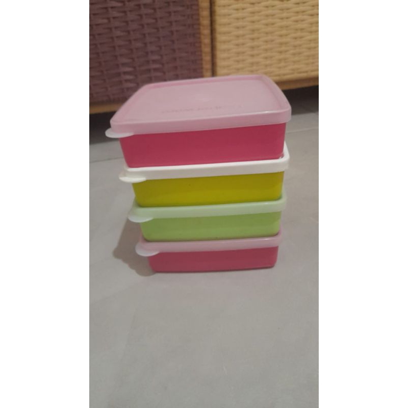 Medium square away (gepeng) second