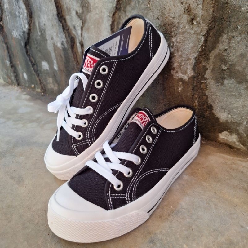 Ventela Basic Low Black White [ORIGINAL]