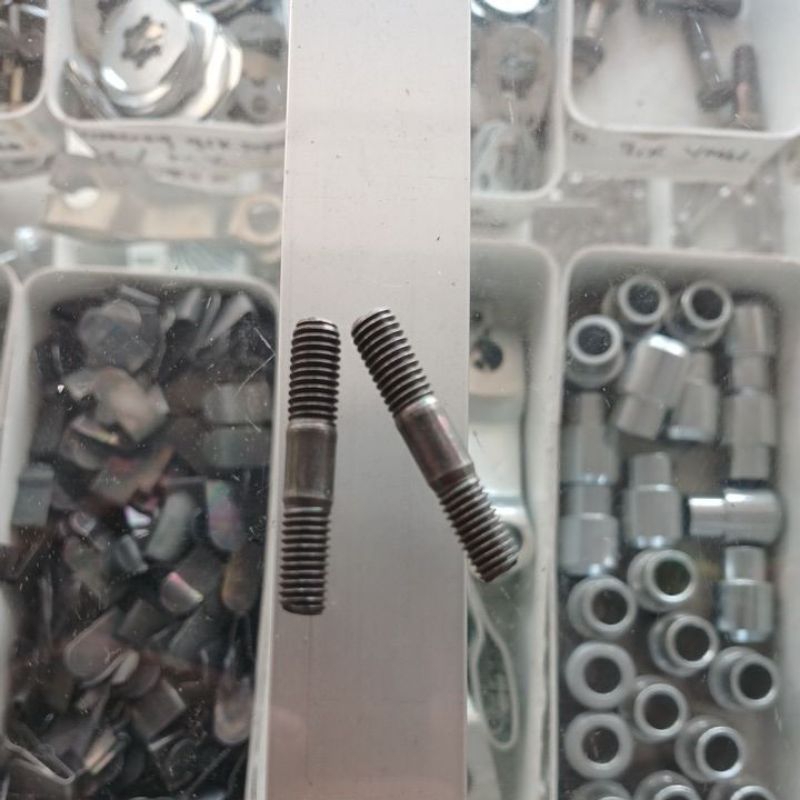 Baut Tanam Knalpot Drat 10x10