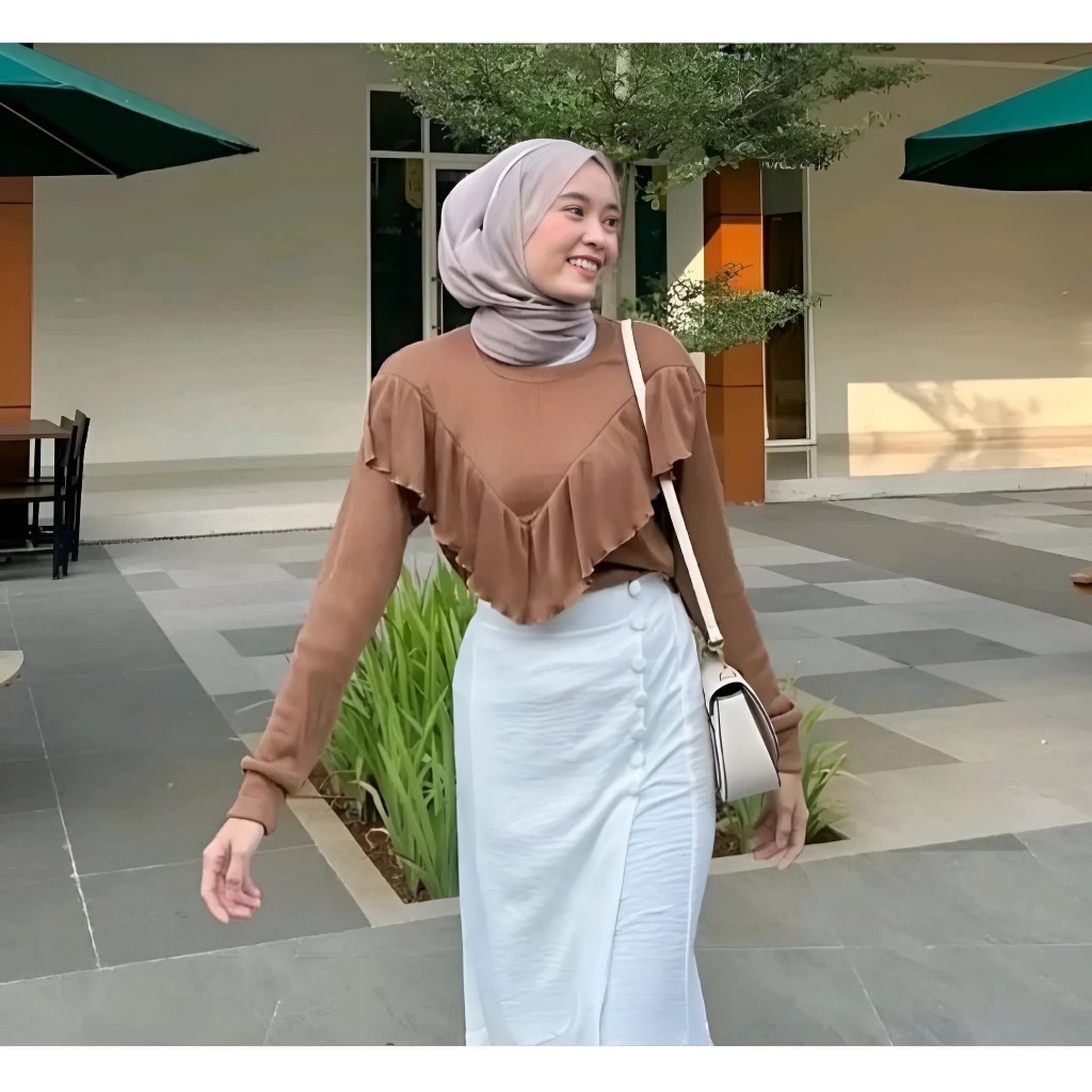 Azura Blouse Ruffle Rib Knit - Sweater Ruffle Dada - Atasan wanita Rumbai Dada