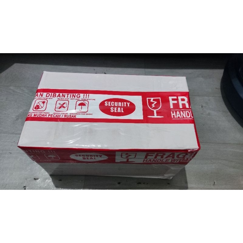 

Box packing isi auranti grade B (TIDAK GARANSI)