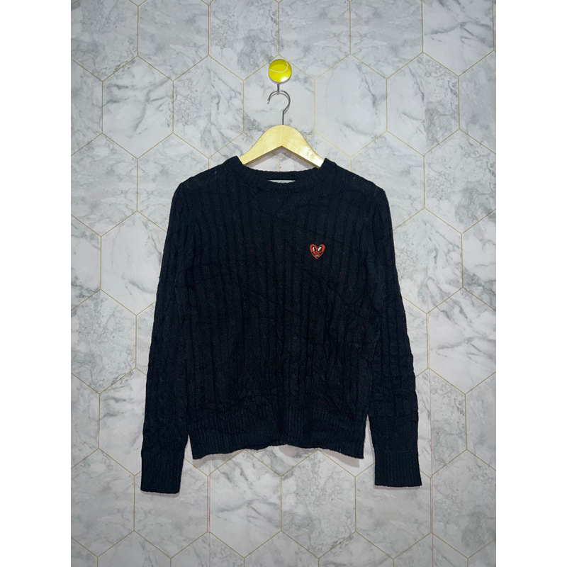 Rajut navy by Keith Haring