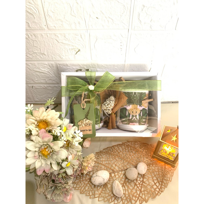 Hampers gift Mug Cantik