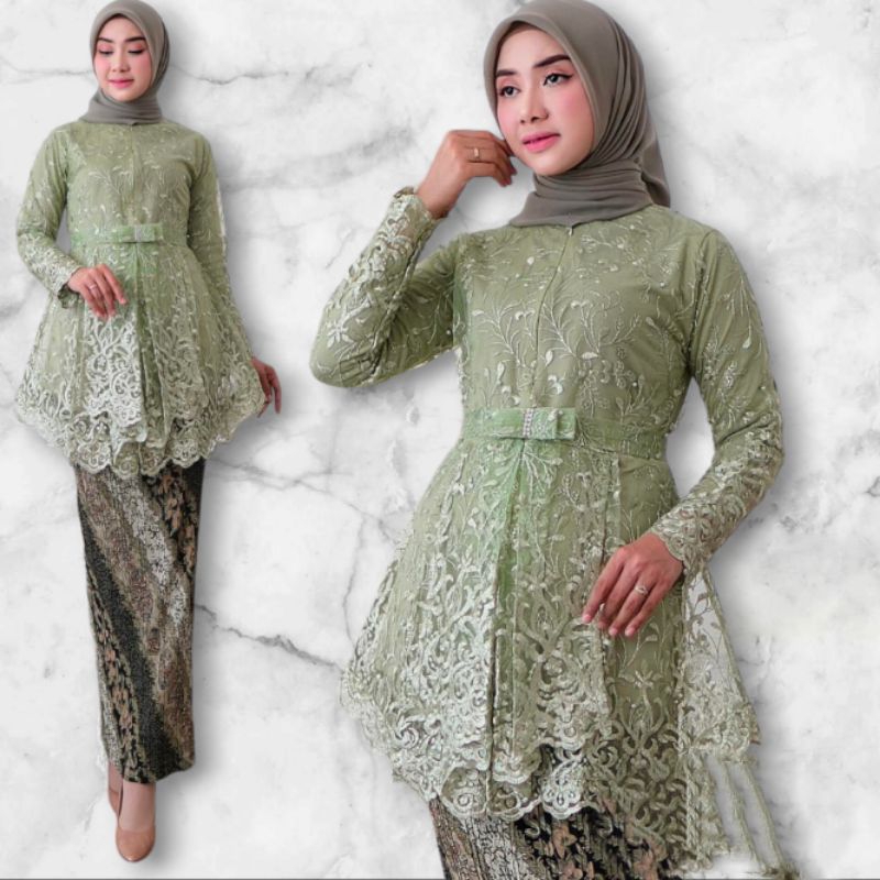 KEBAYA WANITA, KEBAYA WISUDA, KEBAYA LAMARAN, KEBAYA TERKINI, KEBAYA MODERN