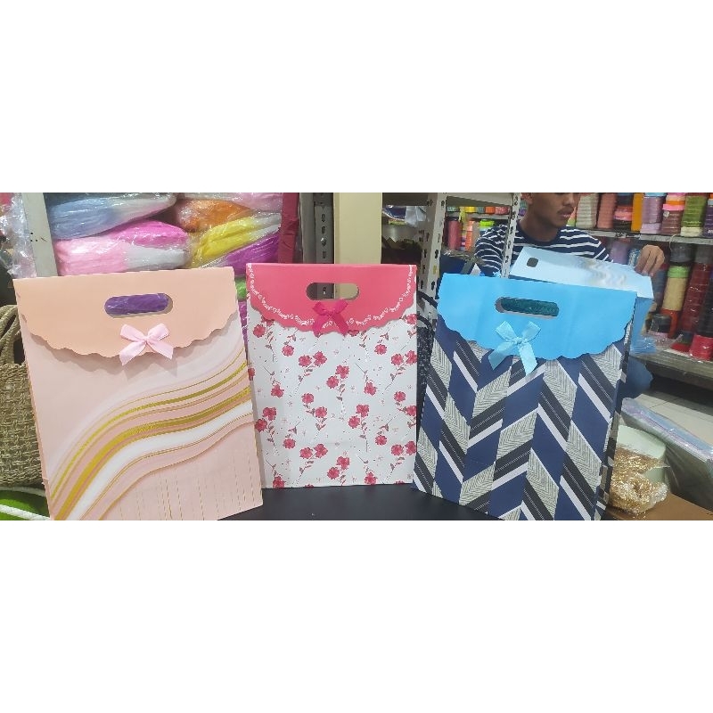 

paper bag amplop besar cocok buat kado isi 1 pcs terlaris dan termurah