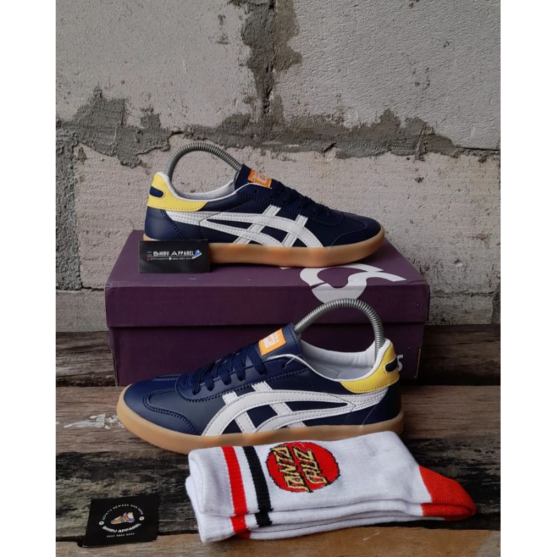 ONITSUKA TOKUTEN NAVY YELLOW