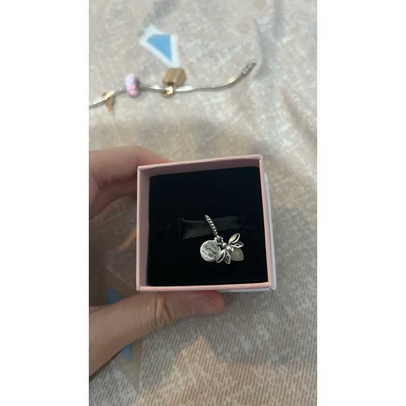 pandora firefly glow in the dark charm