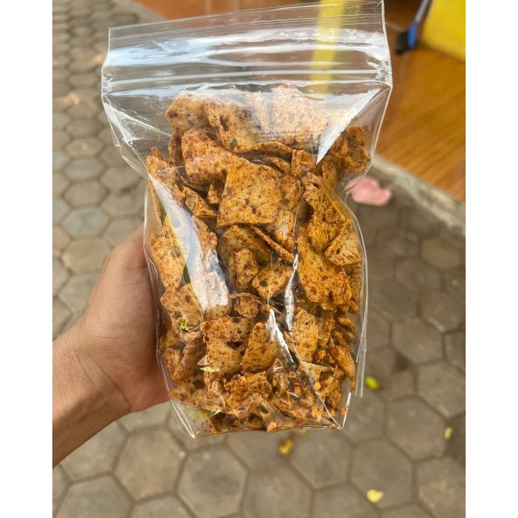 

Readystock KRIPIK BASRENG TIPIS Pedas daun jeruk 25 gram