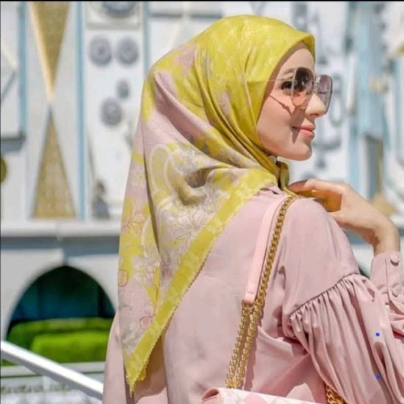 Pl TDP sun buttonscarves