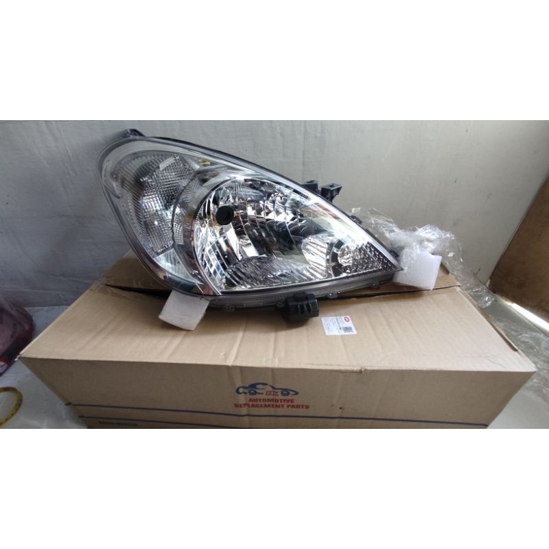 headlamp innova 2005/2010