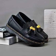 Paling Sesuai Aloof SMILE  Sepatu Loafers Docmart PriaWanita Kulit Asli Original terbaru