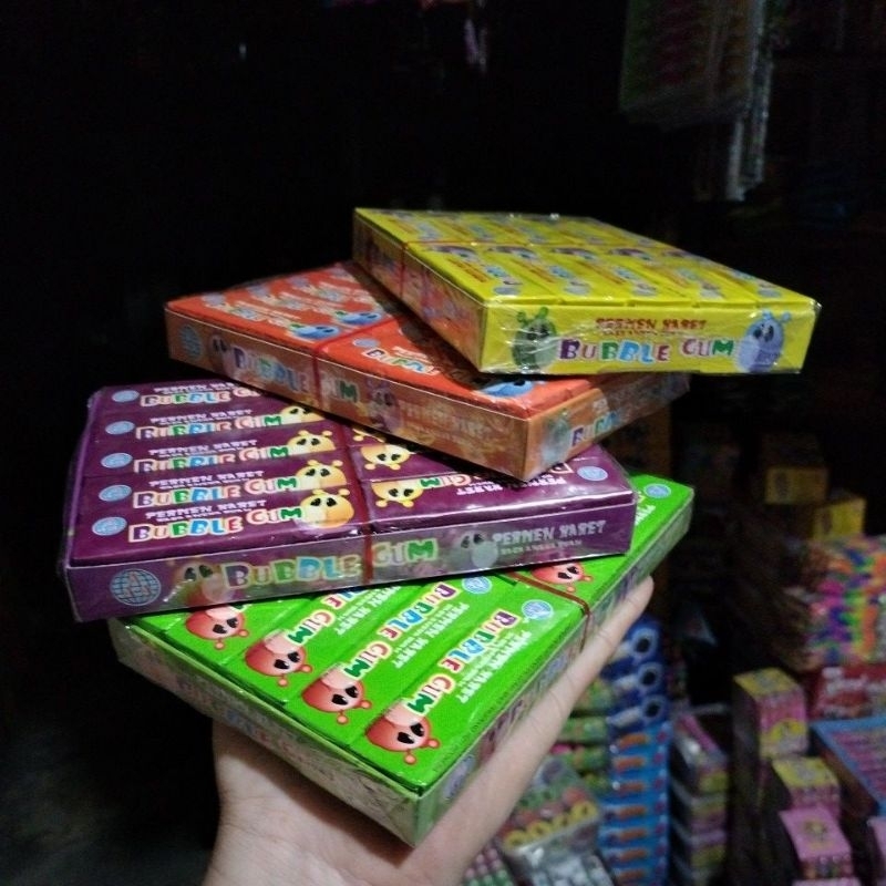 

PERMEN KARET/BUBBLE GUM harga 1 box isi 20 pcs