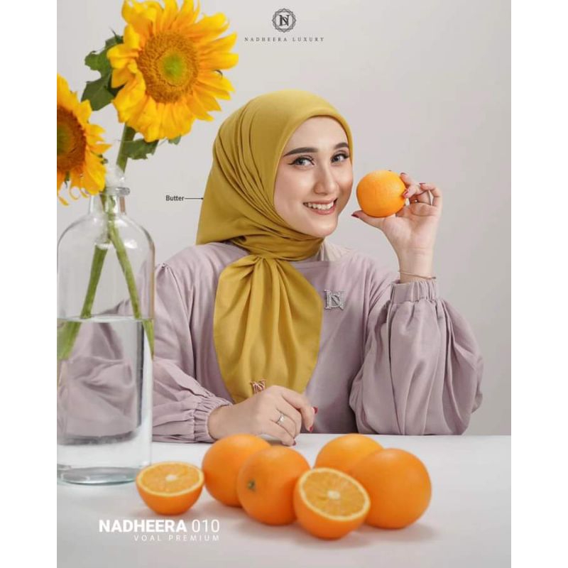 BEST SELLER Hijab segiempat voal Nadheera ND 010