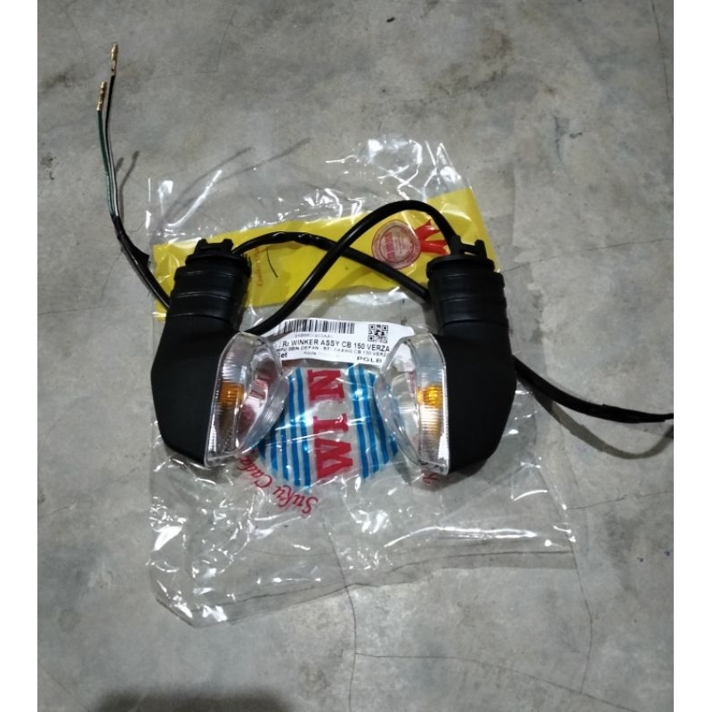 Lampu Sein 1 Set R/L Honda CB 150 Verza Merk WIN Kualitas Original