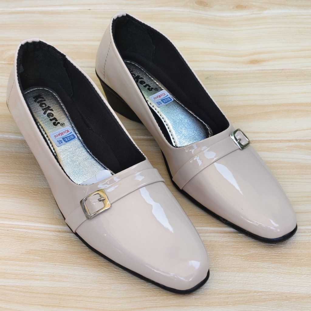 sepatu wanita sepatu wanita murah sepatu wanita kekinian sepatu wanita perekat tanpatali