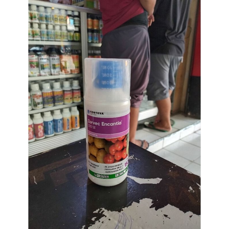 Fungisida Zorvec Encantia 330 SE