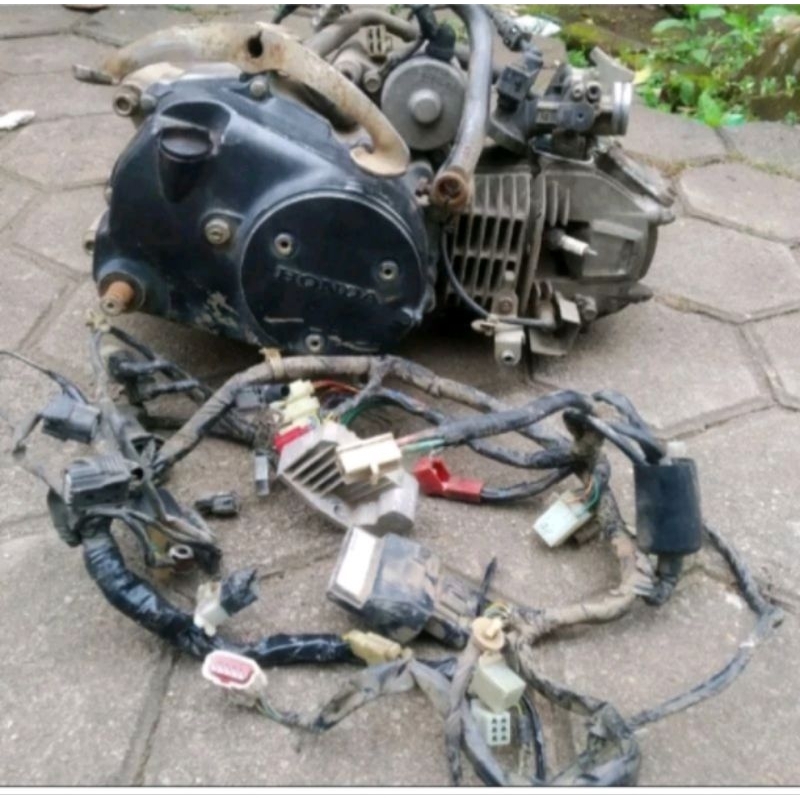 Mesin+Pengapin Fullset Supra X 125 fi Injeksi Original Copotan