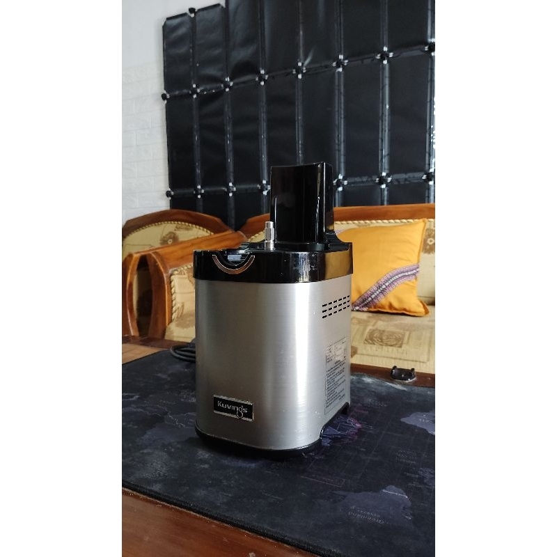 Kuvings CS600 Mesin Juicer Cold Pressed Juice 2nd Second Bekas