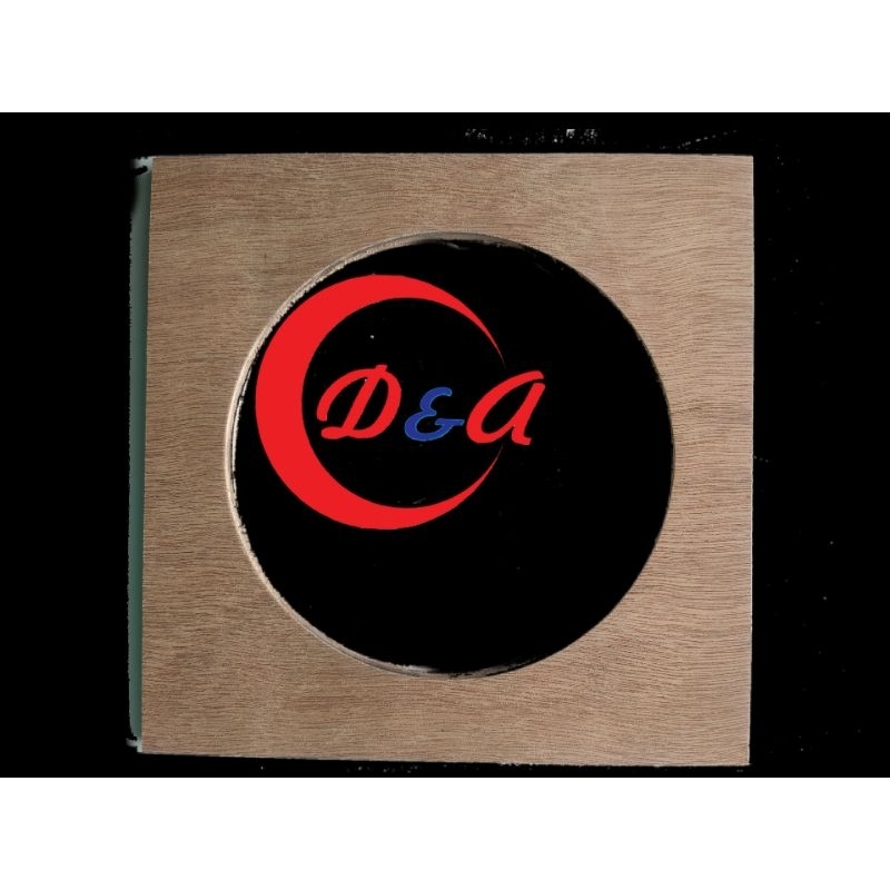 Lubang speaker 10 inchi / 12 inchi