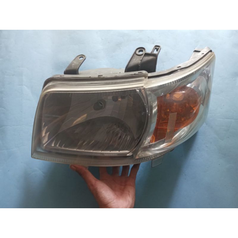 HeadLamp Lampu depan Lampu utama Bagian kiri Mobil suzuki APV / Pick Up Original