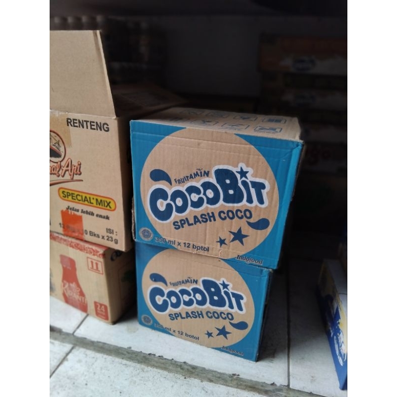 MINUMAN KELAPA COCOBIT RASA JAMBU .LECI. KELAPA