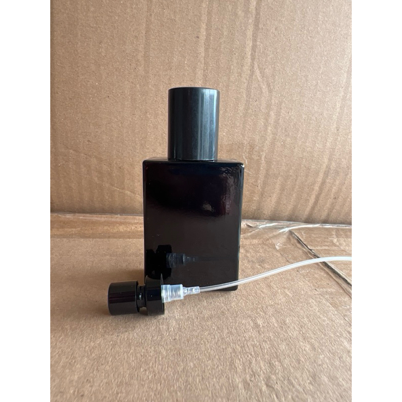 botol kotak hitam glossy 30ml cap hitam spray press