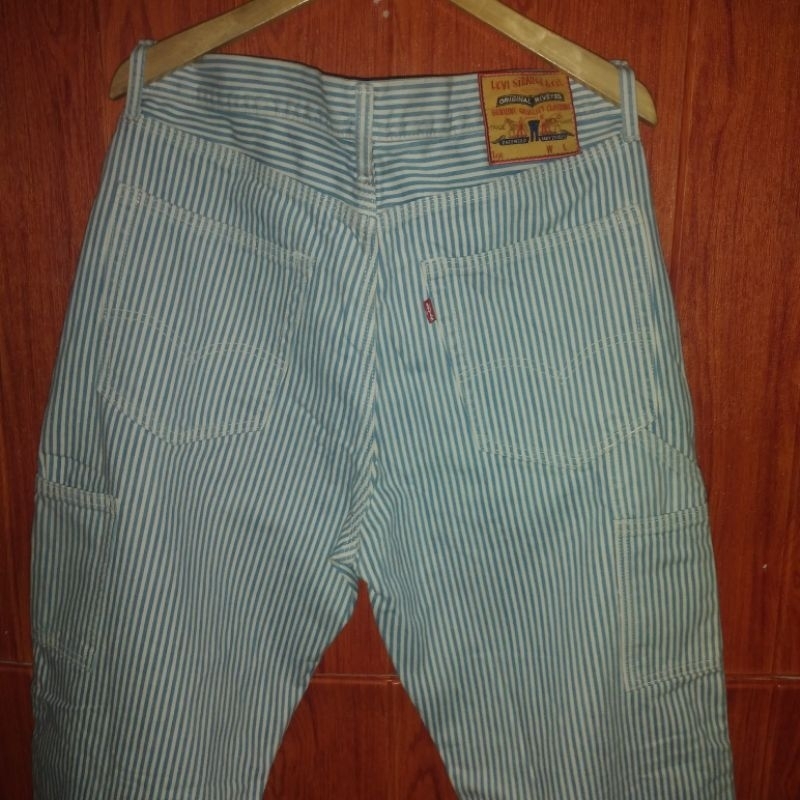 CARPENTER LEVIS JEANS