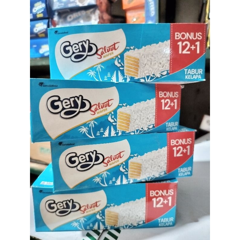 

Gery Saluut Wafer ( 1 kotak isi 12+1 Pcs )