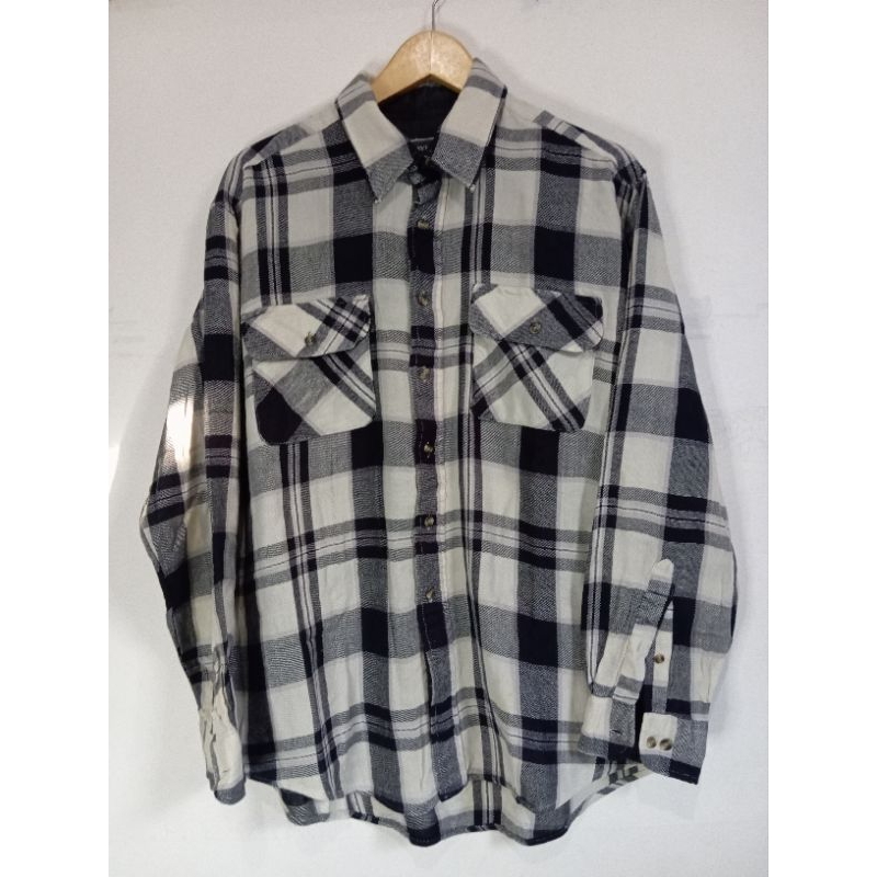Kemeja Flanel Pria Merek David Taylor Bahan Wol Lembut Motif Kotak Kotak Warna Hitam Putih Size XL