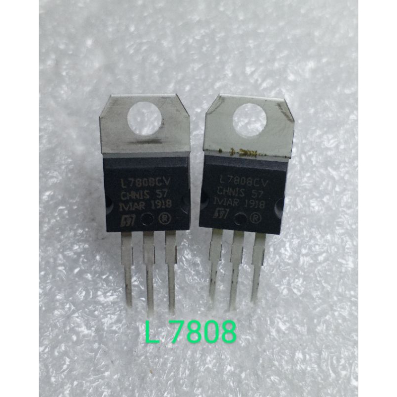 IC L 7808 CV LINEAR VOLTAGE REGULATOR ORIGINAL L7808 CV