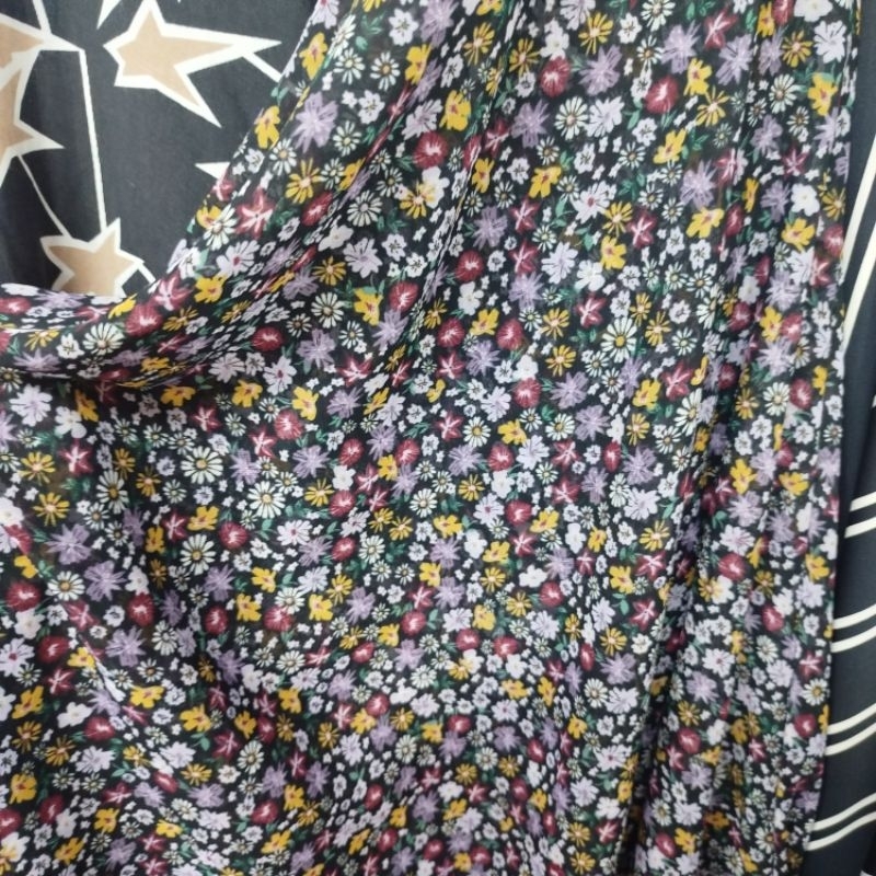 Kain Sifon Ceruty Motif Bunga Kecil Premium – Adem, Halus, Jatuh, Terawang,Elegan – Cocok Untuk Gami