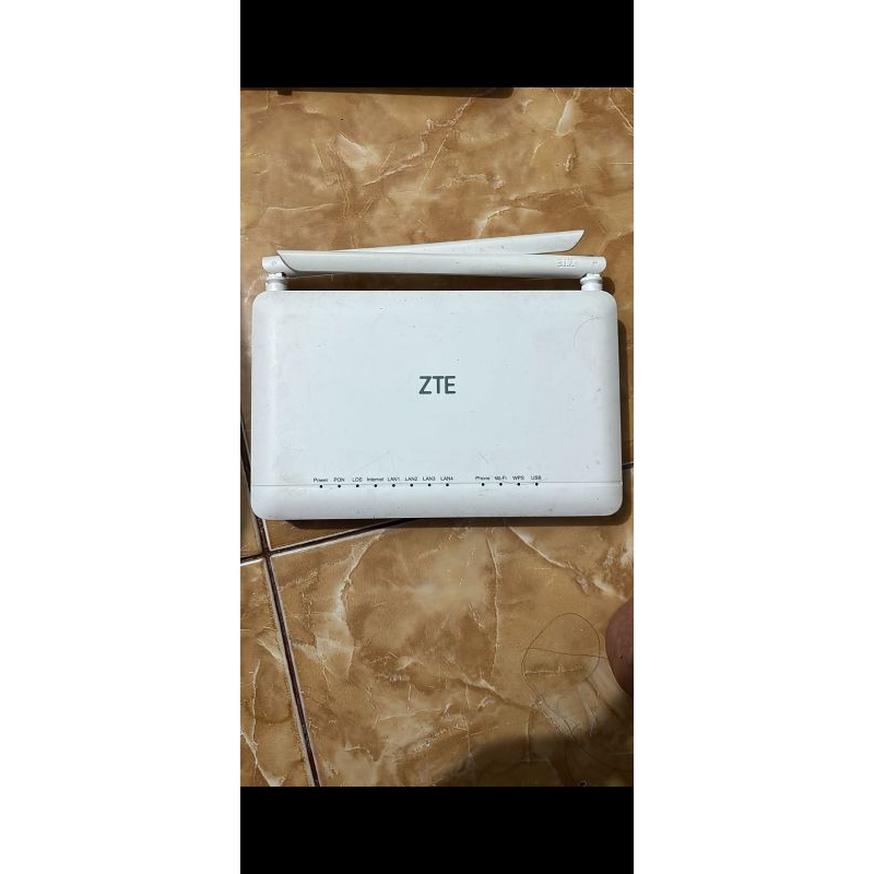 ZTE f670l port Hijau plus adaptor